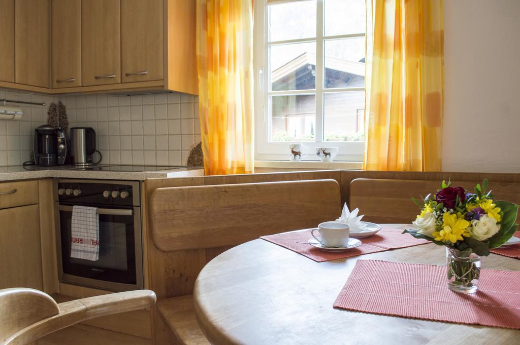 Haus Loferer Apartamento Sankt Martin bei Lofer Exterior foto