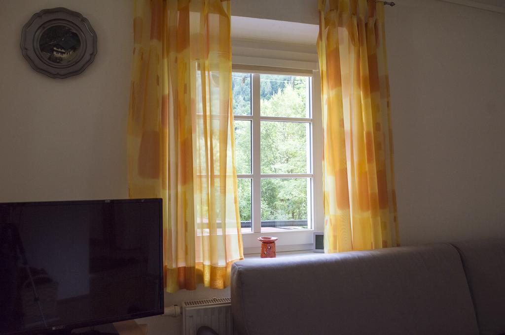Haus Loferer Apartamento Sankt Martin bei Lofer Exterior foto